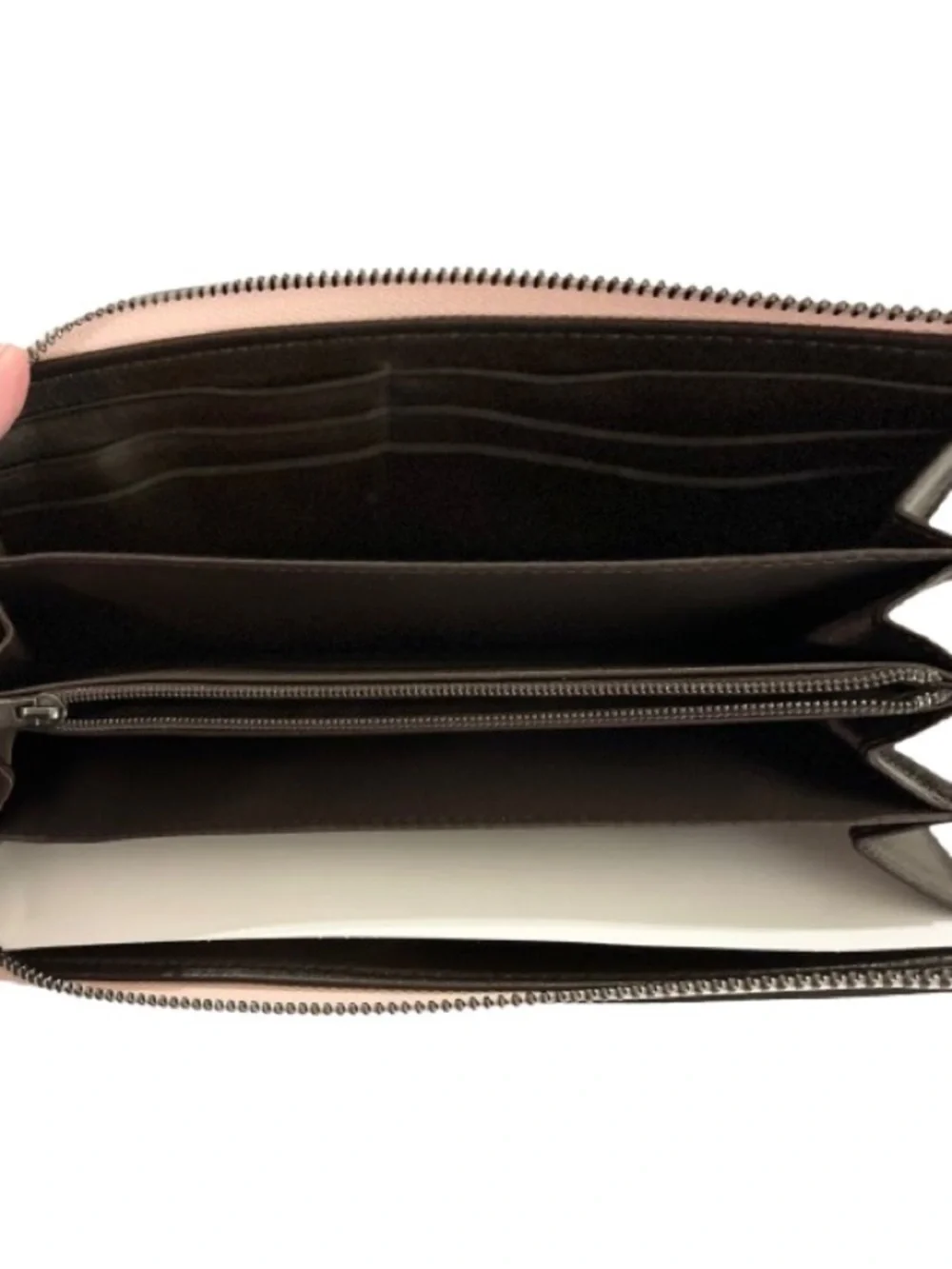 🆕- Longchamp Leather 3/4 Zip Continental Wallet- Light Pink